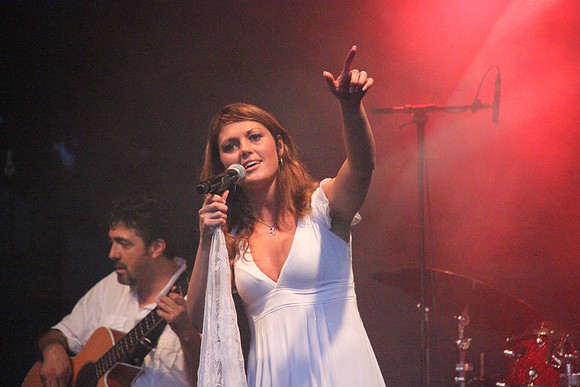 2010, Belle Perez