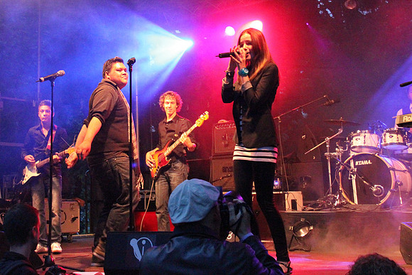2010, Band P.Y.T - The Pretty Young Things
