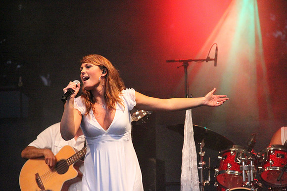 2010, Belle Perez
