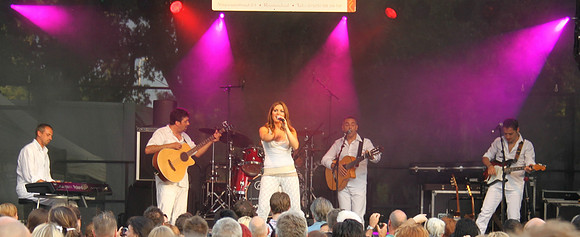 2010, Belle Perez